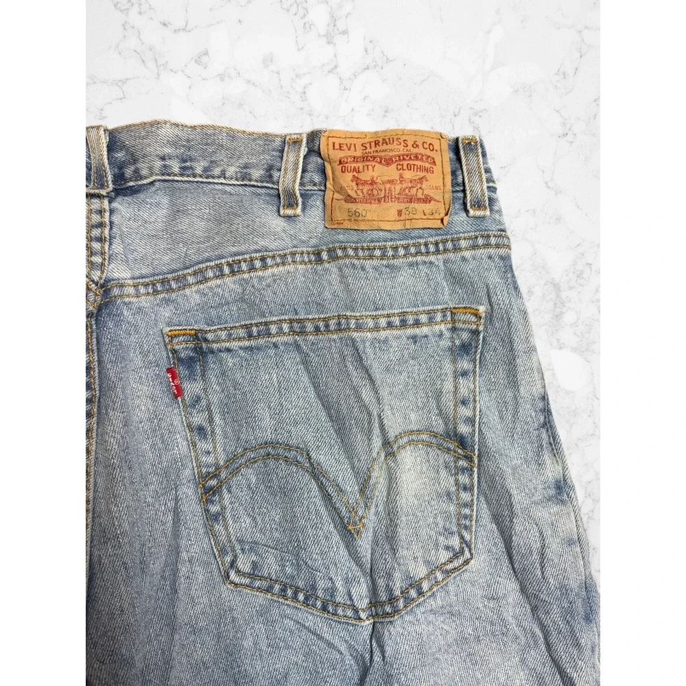 Levis 560 Comfort Fit Jeans Mens 38x34 Light Wash Blue Tapered Leg Denim Vintage